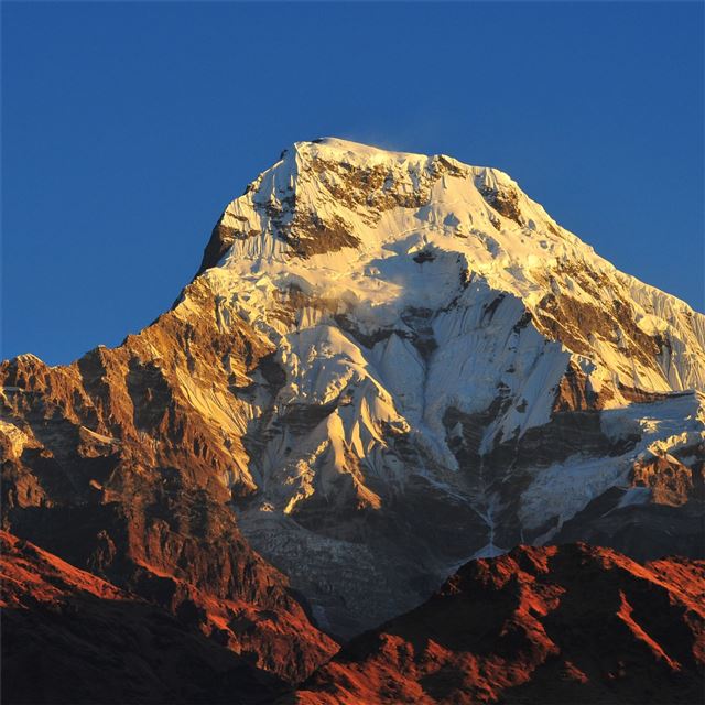 annapurna massif mountain range nepal 4k iPad Air wallpaper 