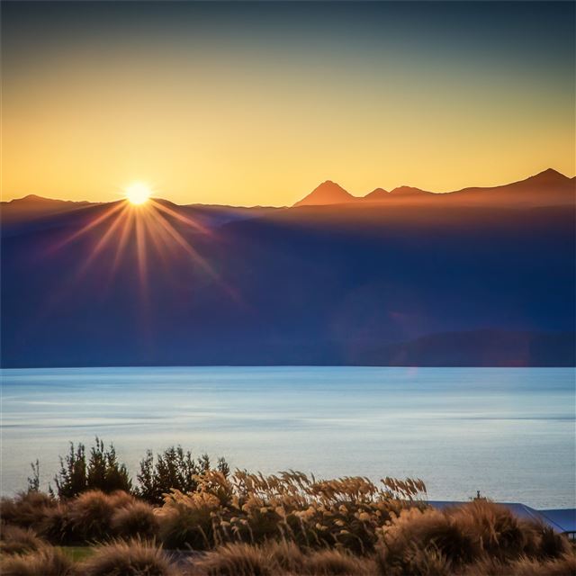 sun burst lake te anau 4k iPad Pro wallpaper 