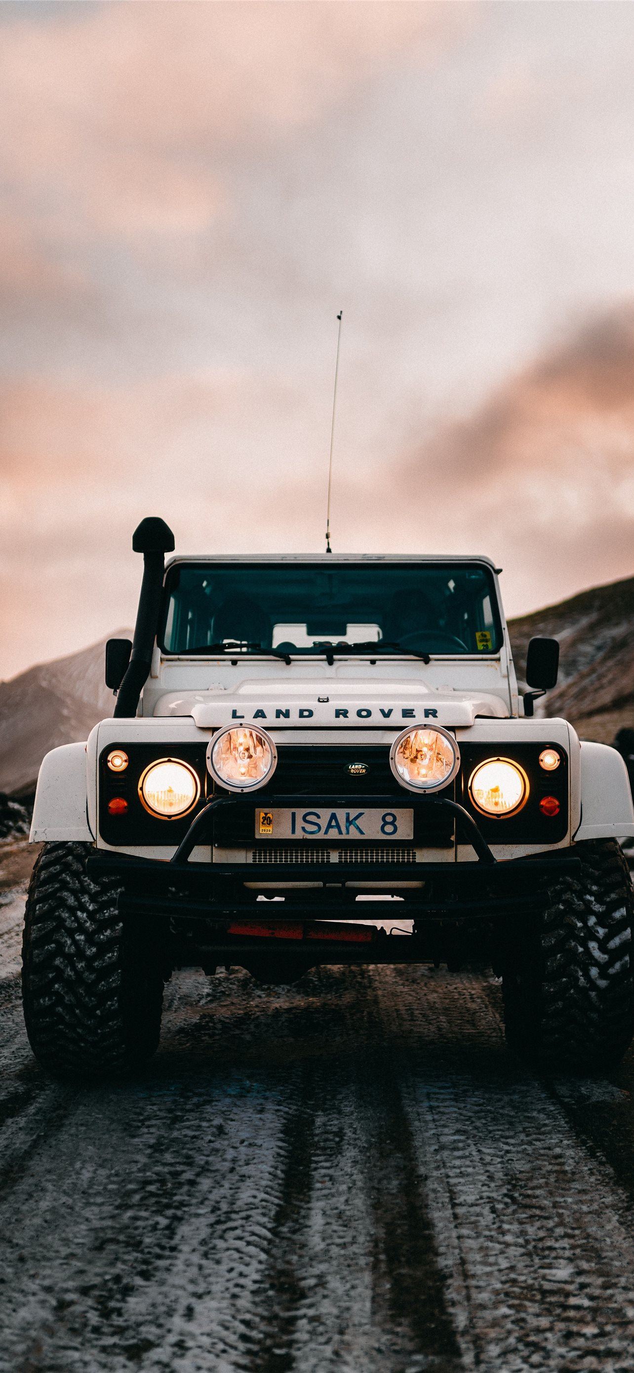 land rover defender iPhone Wallpapers Free Download