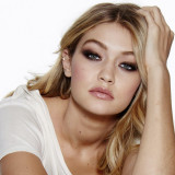 32 Wallpapers In Gigi Hadid Wallpapers