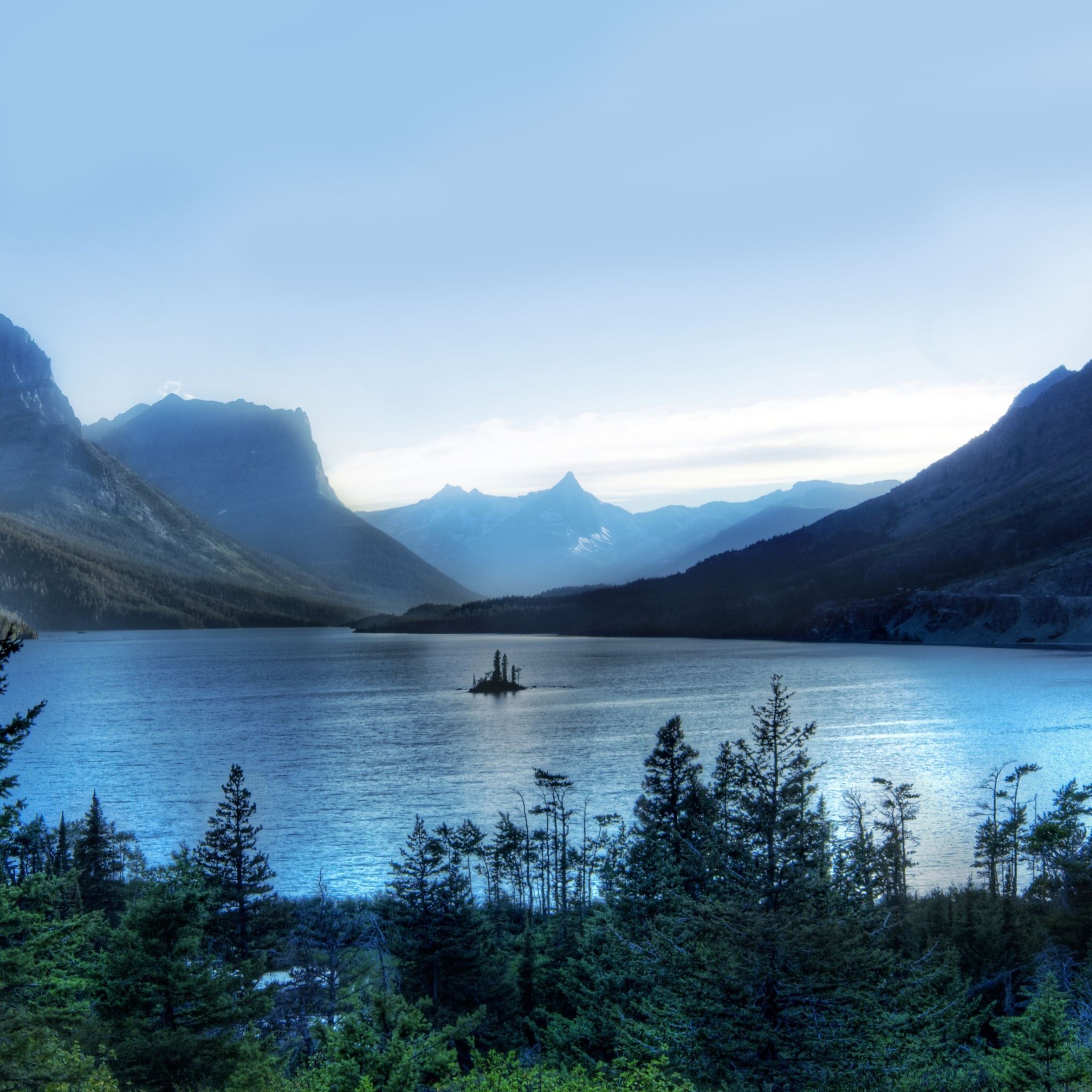 Morning at glacier national park iPad Air wallpaper 