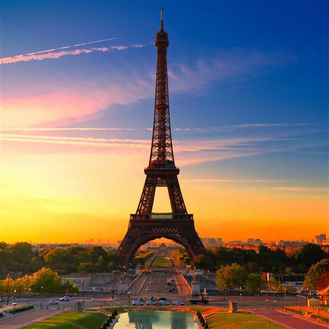 2048x2048 Eiffel Tower At Sunrise - road iPad Air Wallpaper