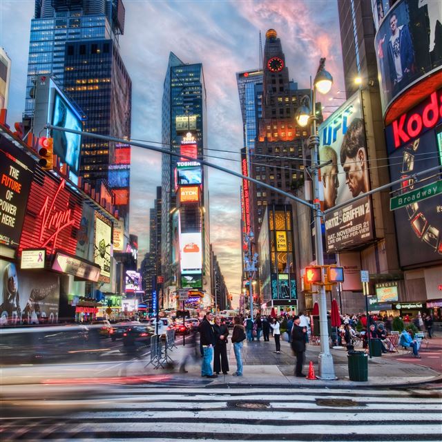 2048x2048 New York city trave - street iPad Air Wallpaper