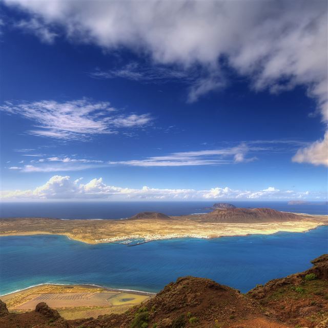 2048x2048 Beautiful island - beautiful iPad Air Wallpaper