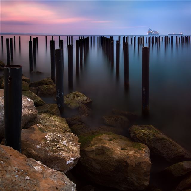 2048x2048 Toward the sea - pink iPad Air Wallpaper