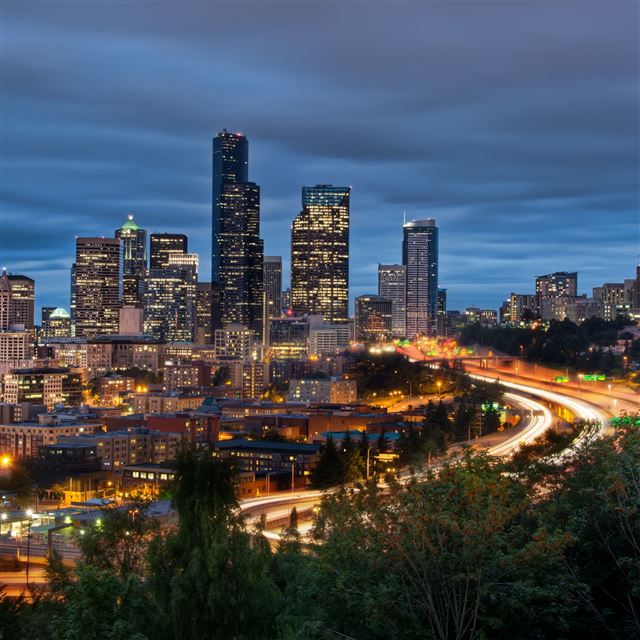 2048x2048 Downtown seattle - city iPad Air Wallpaper