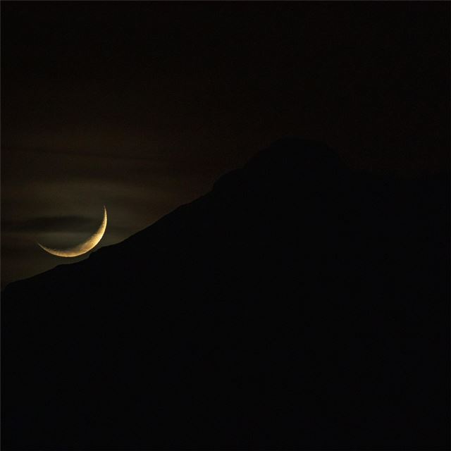2732x2732 moon set mountain silhouette dark evening 5k - moon iPad Air Wallpaper