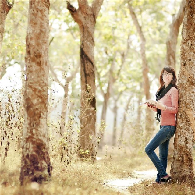 2048x2048 Book Forest Girl - pink iPad Air Wallpaper