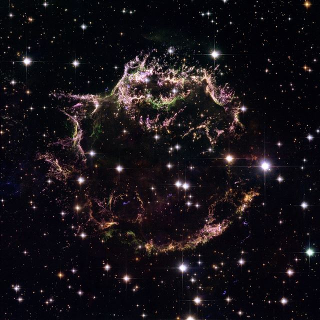2048x2048 Cassiopeia - night iPad Air Wallpaper