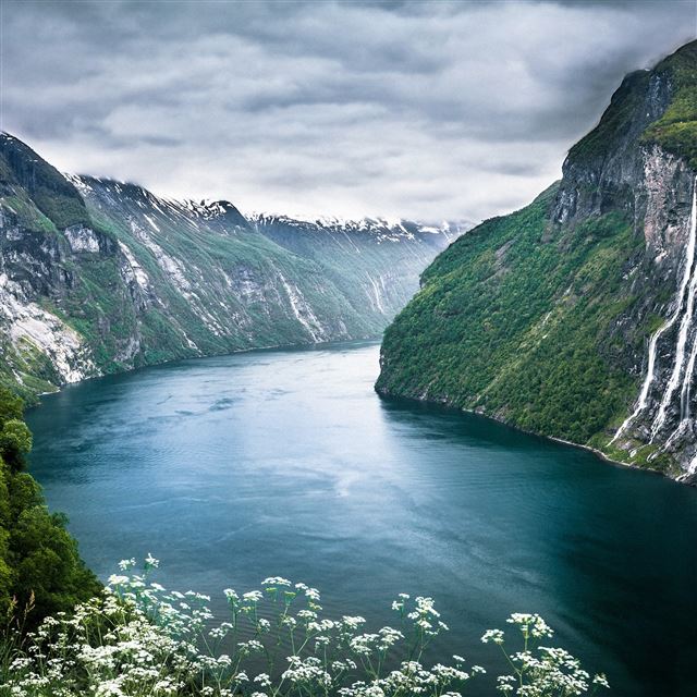 2048x2048 Beautiful Norwegian Landscape - landscape iPad Air Wallpaper