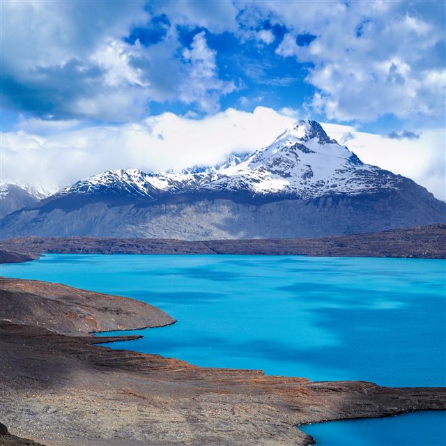 2048x2048 Upsala lake - cyan iPad Air Wallpaper