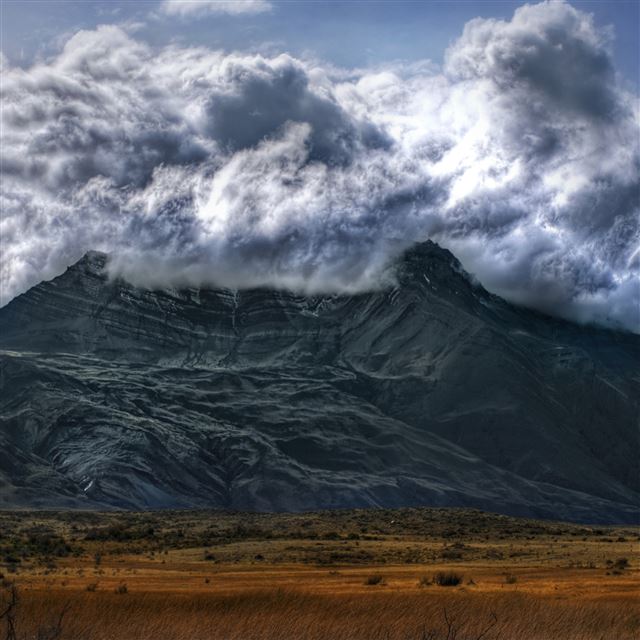 2048x2048 Volcano in argentina - smoke iPad Air Wallpaper
