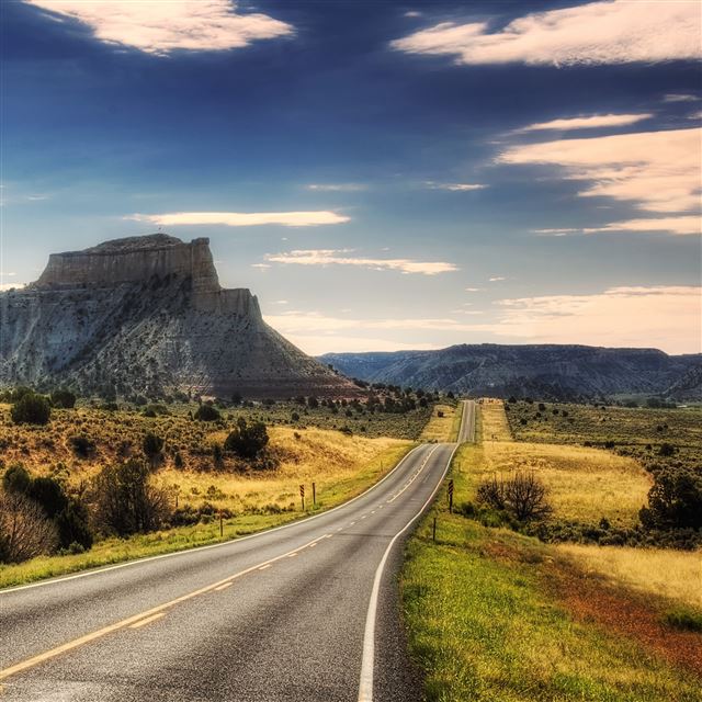 2048x2048 Desert Road - road iPad Air Wallpaper