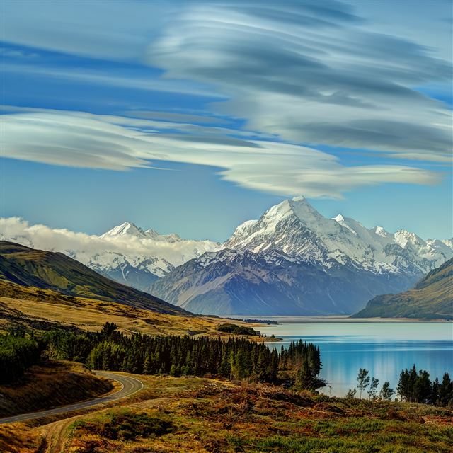 2048x2048 The Road To Mount Cook Along Lake Pukaki - road iPad Air Wallpaper