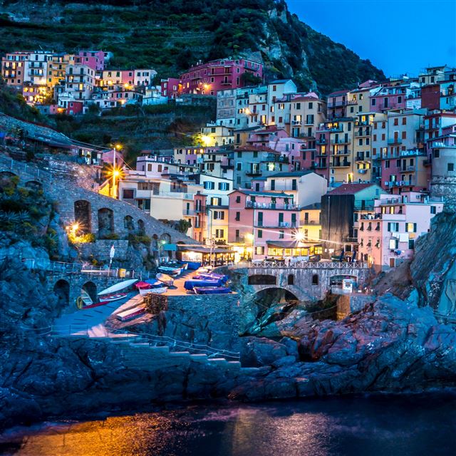 2048x2048 Beautiful Houses - beautiful iPad Air Wallpaper
