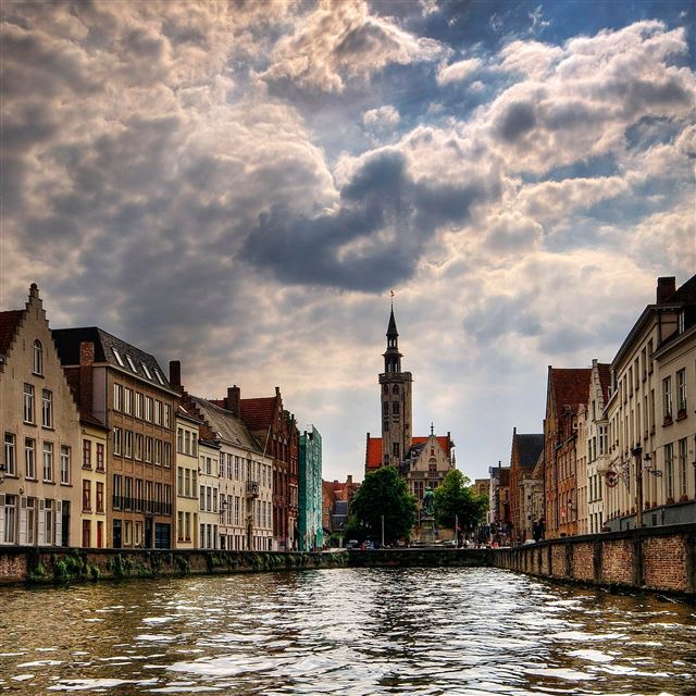 2048x2048 Bruges - the sky iPad Air Wallpaper