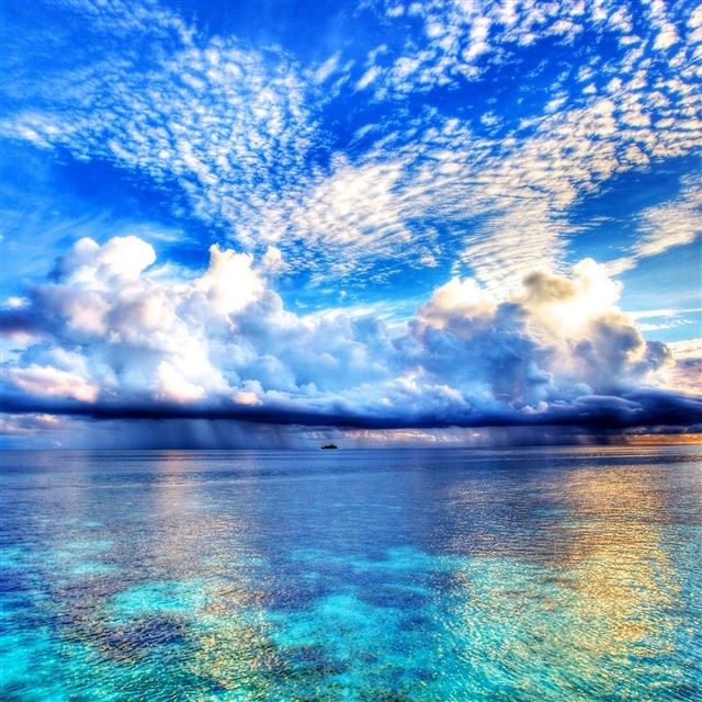 2048x2048 Broad Splendid Sea Level - clouds iPad Air Wallpaper