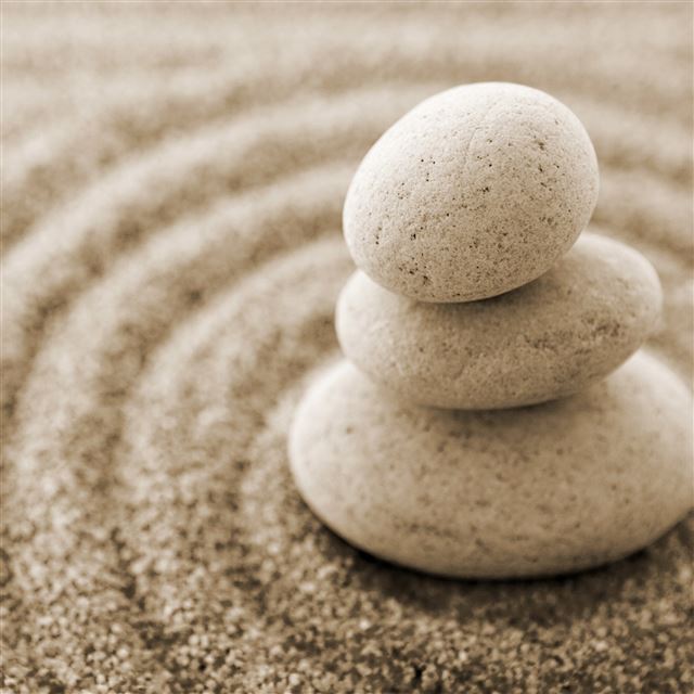 2048x2048 Overlap Pebble Stones Sand Macro -  iPad Wallpaper