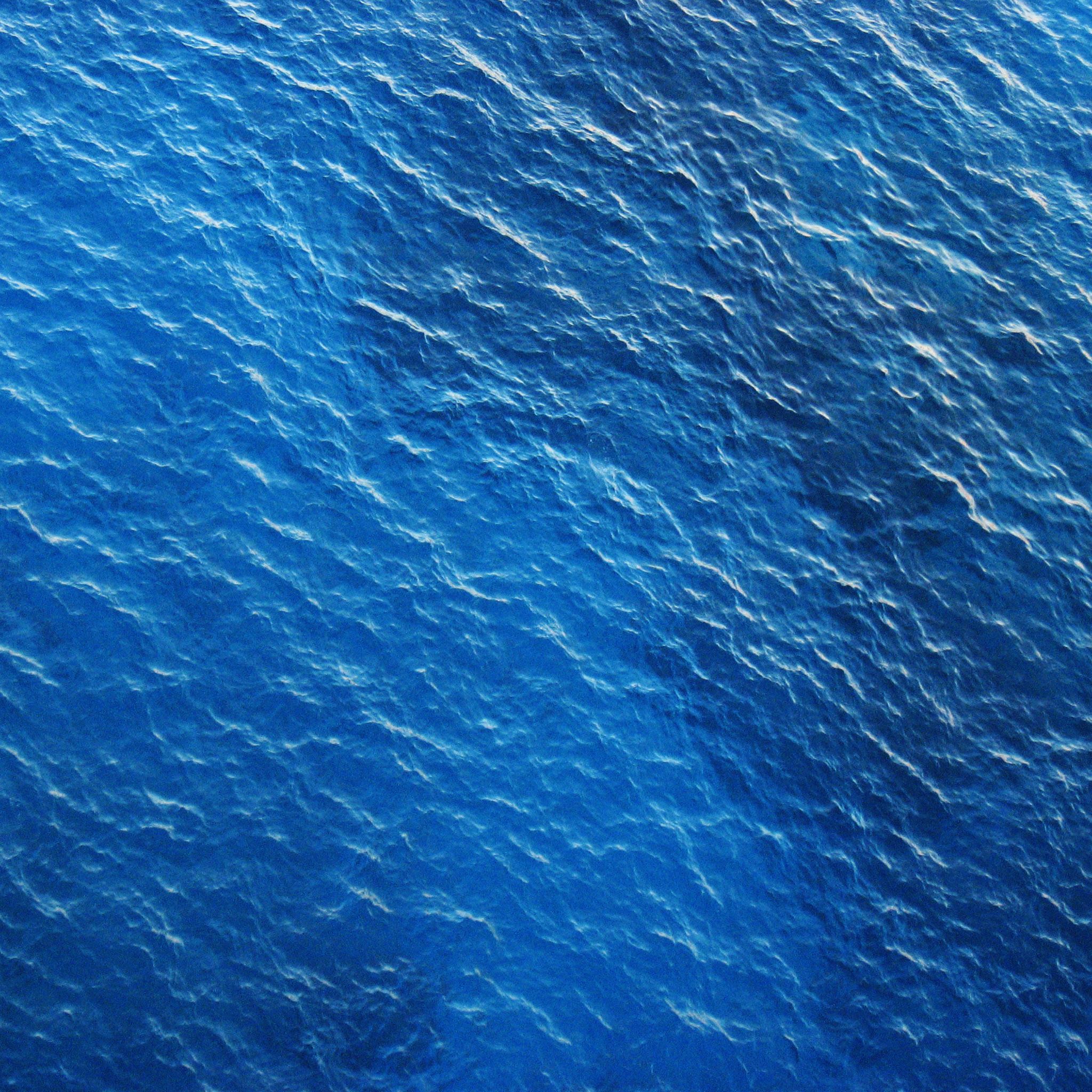 Awesome Clear Blue Sea Texture iPad Air wallpaper 