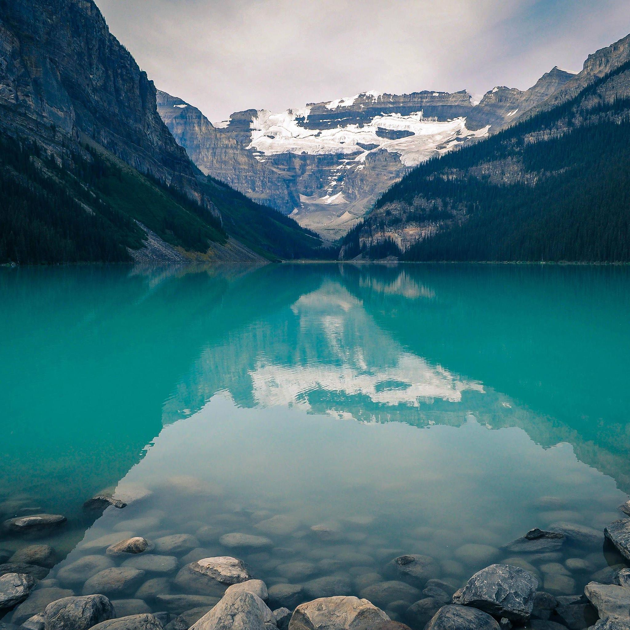 Canada Lake Louise Green Water Nature iPad Air wallpaper 