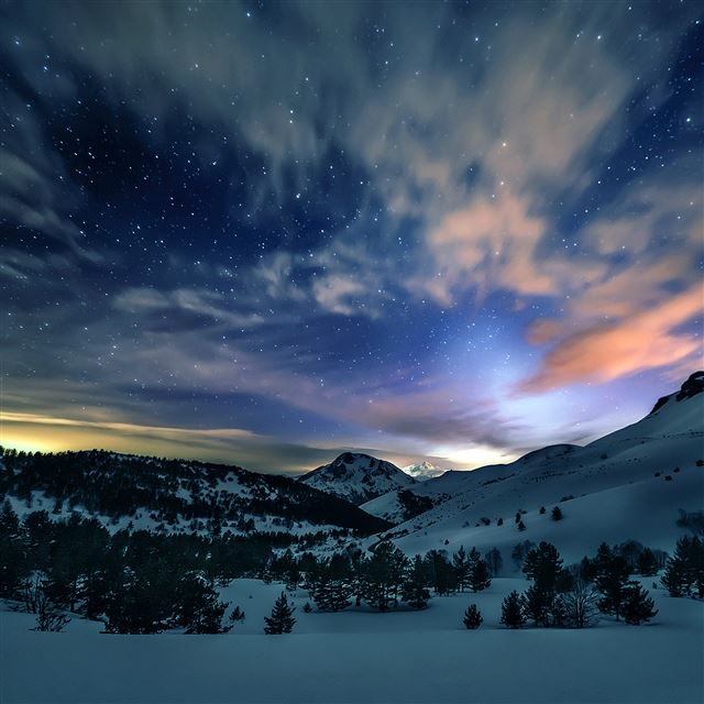 2048x2048 Aurora Star Sky Snow Mountain Winter Nature - pink iPad Air Wallpaper
