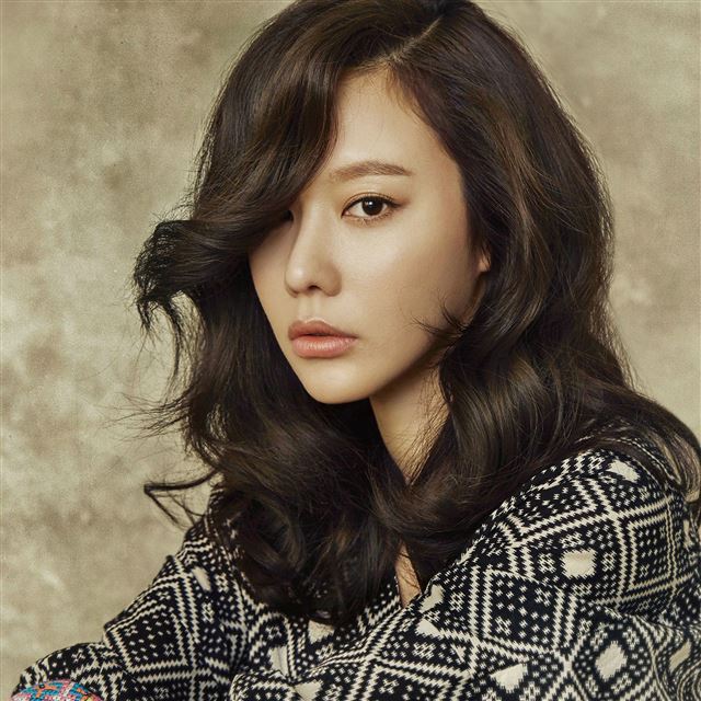2048x2048 Kpop Girl Film Actress Kim A Joong Cute - kpop iPad Air Wallpaper