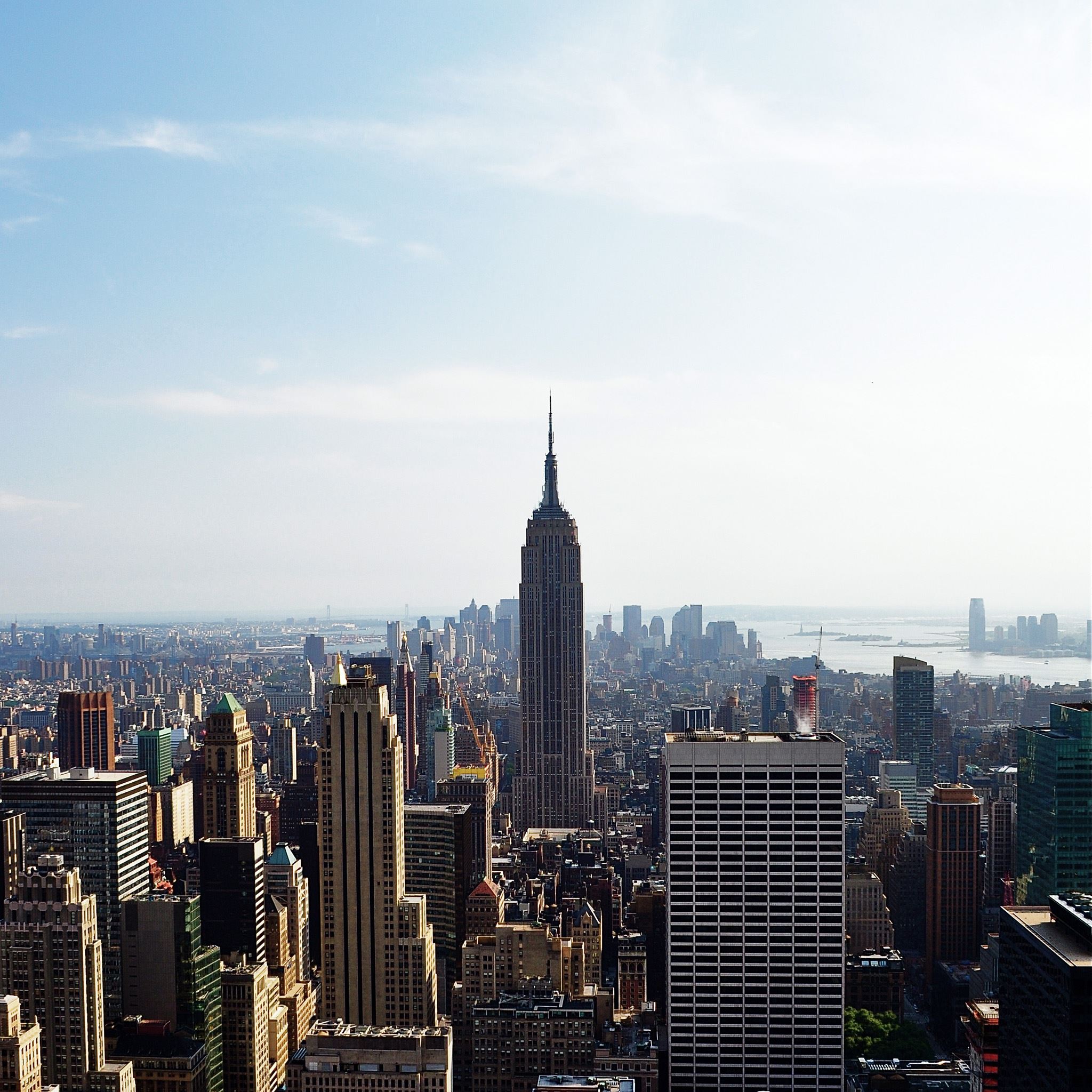 Empire State Building New York iPad Air wallpaper 