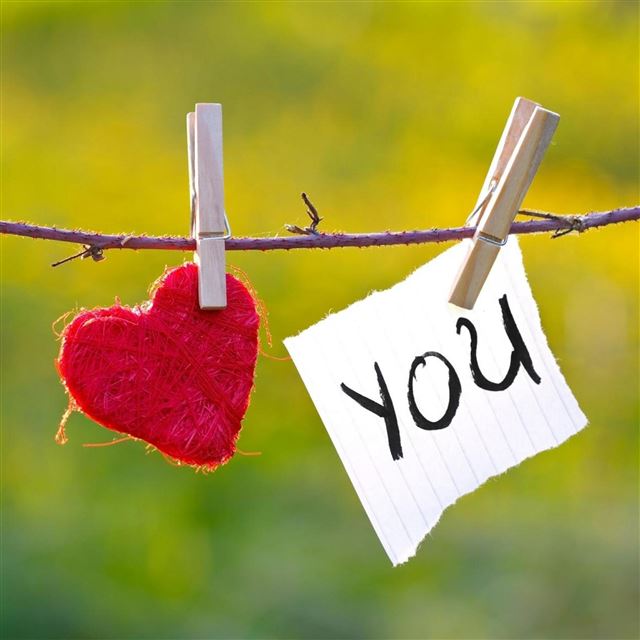 2048x2048 Love You Clothes Clip -  iPad Air Wallpaper