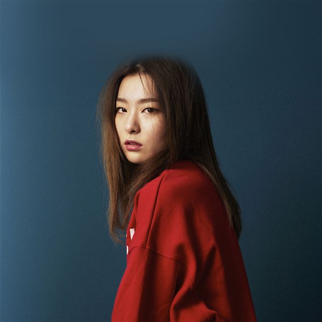 2048x2048 Girl Kpop Cute Red Tshirt Film - model iPad Air Wallpaper
