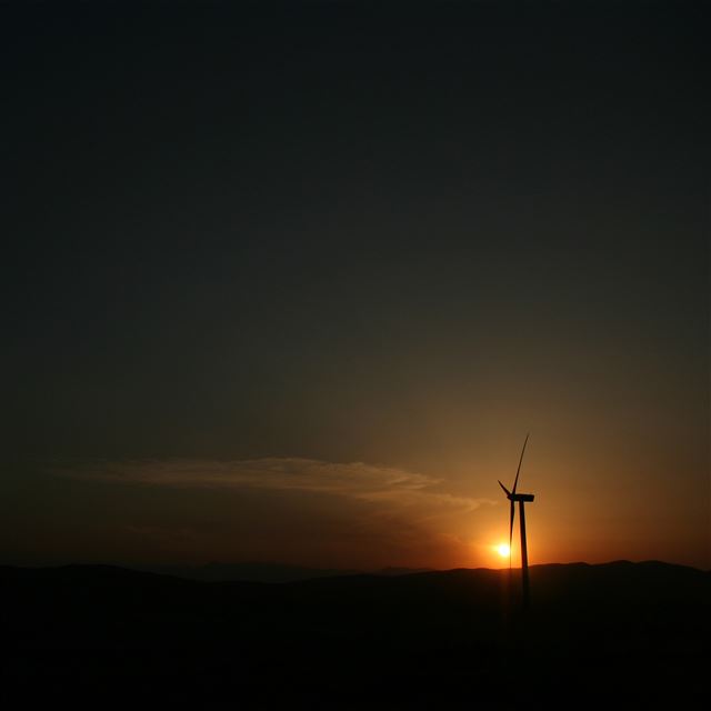 2048x2048 Sunset Sky Minimal Mountain Nature - scenery iPad Air Wallpaper