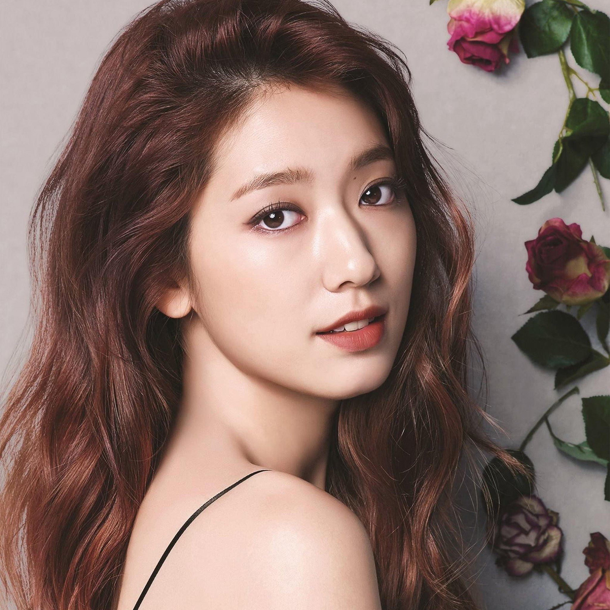 Shinhye Park Kpop Actress Celebrity Flower iPad Air wallpaper 