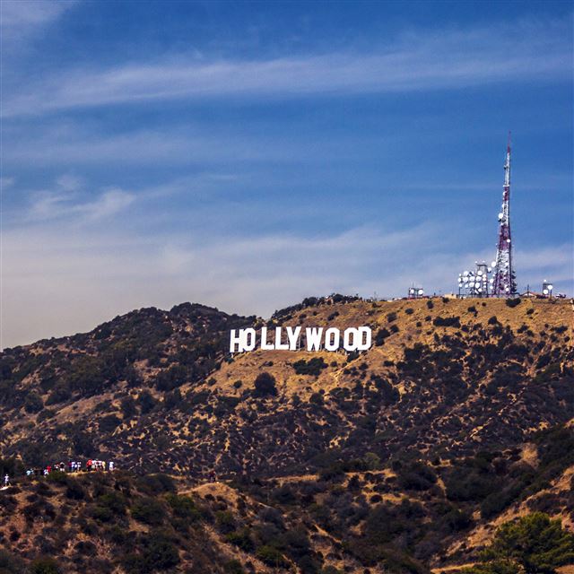 2048x2048 Hollywood Sign La America Sky Mountain - sign iPad Air Wallpaper
