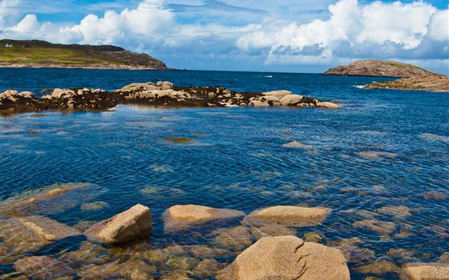 2048x2048 The Atlantic Coast At Cruit Island Donegal Ireland - art iPad Air Wallpaper