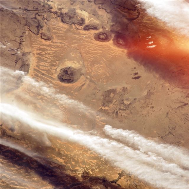 2048x2048 Earthview Nature Space Sand Flare - sandy iPad Air Wallpaper