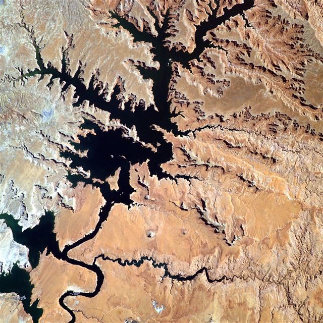 2048x2048 Land Earthview Rock River - crack iPad Air Wallpaper