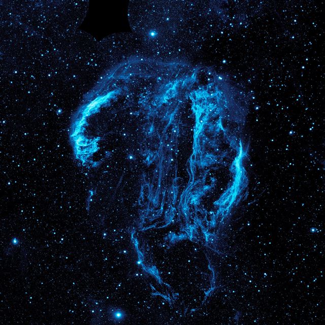 2048x2048 Dark Shiny Fantasy Nebula Space View -  iPad Wallpaper