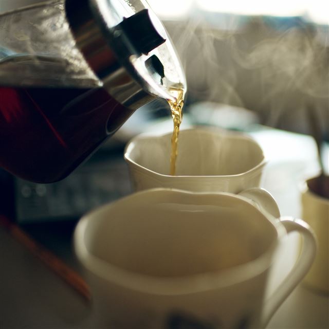 2048x2048 Tea Cup Hot - hot iPad Air Wallpaper