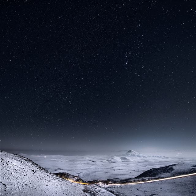 2048x2048 Armenia night - black iPad Air Wallpaper
