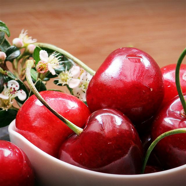 2048x2048 Cherries berries flowers - pink iPad Air Wallpaper