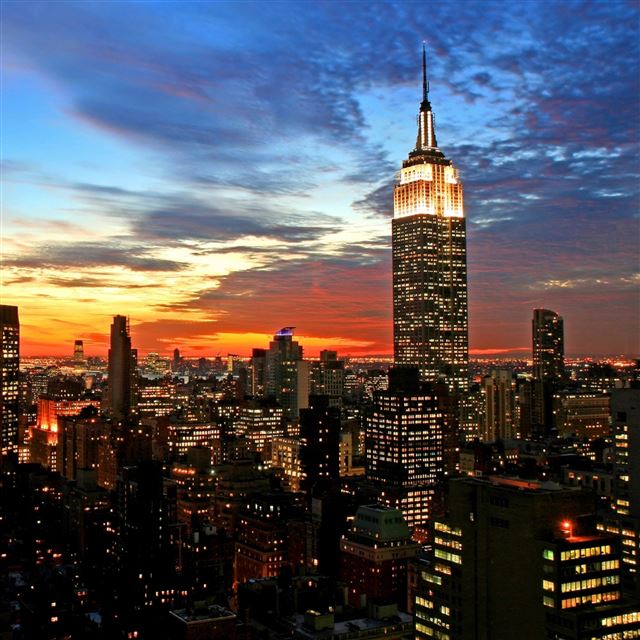 2048x2048 New York empire state building manhattan - new york iPad Air Wallpaper