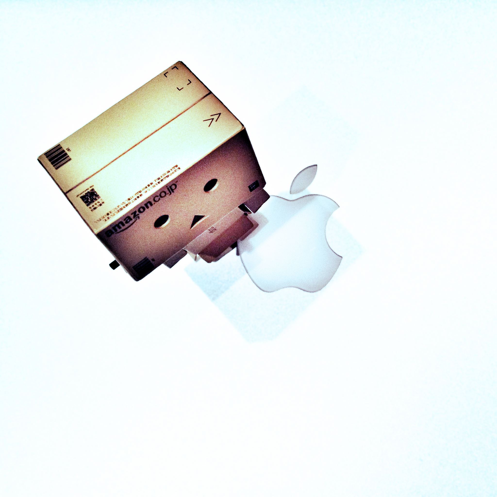 Danbo and Apple iPad Air wallpaper 
