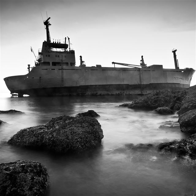2048x2048 Freighter Aground - ship iPad Air Wallpaper