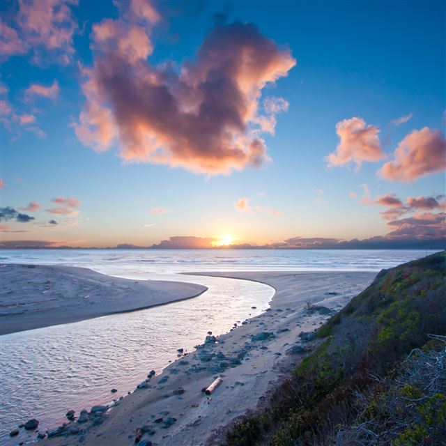 2048x2048 Sweet Salmon Creek - cloud iPad Air Wallpaper