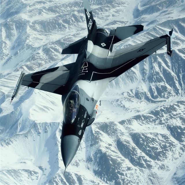 2048x2048 Military Aircraft -  iPad Air Wallpaper