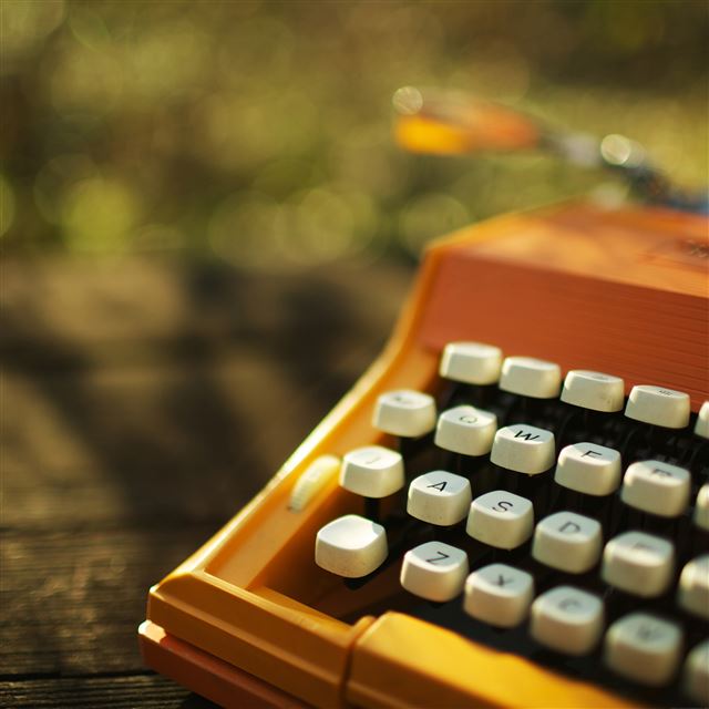 2048x2048 Typewriter ASDF - morning iPad Air Wallpaper