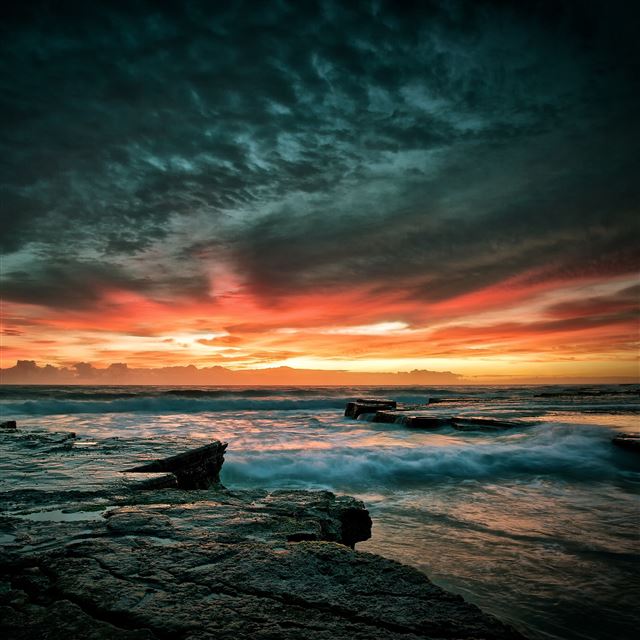 2048x2048 Interesting Sunset - green iPad Air Wallpaper
