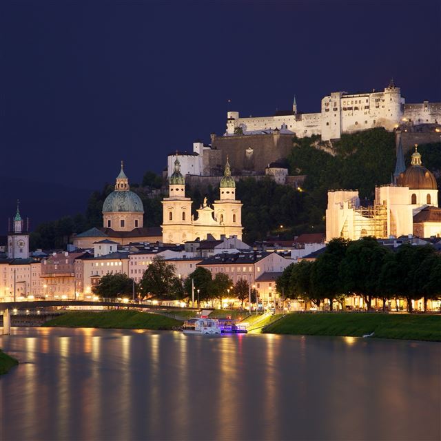 2048x2048 Salzburg Austria - green iPad Air Wallpaper