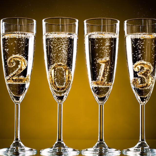 2048x2048 2013 Champagne - cup iPad Air Wallpaper