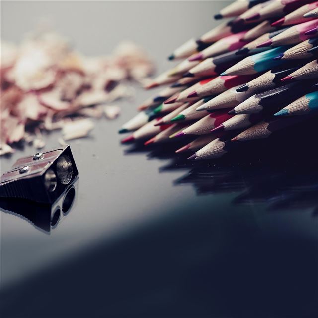 2048x2048 Pencils -  iPad Air Wallpaper