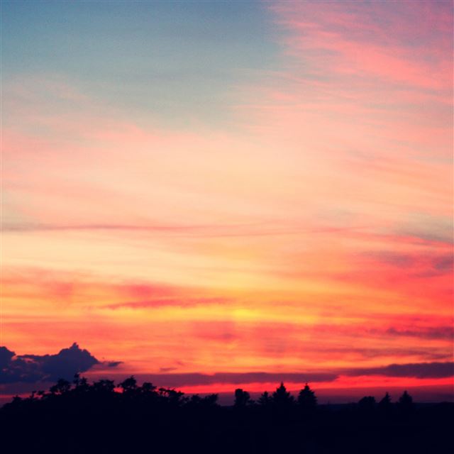 2048x2048 Sunset 16 - cloud iPad Air Wallpaper
